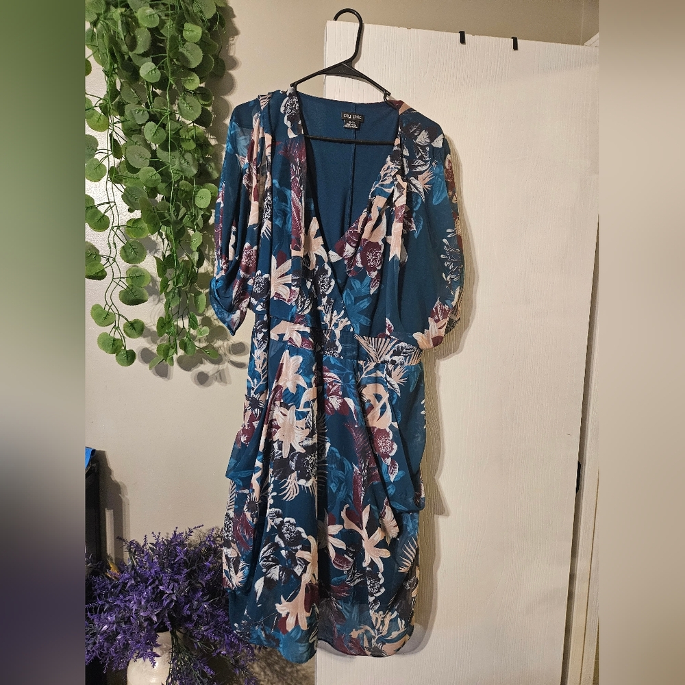 City Chic Blue V-Neck Sundress with 3/4 Bishop Sleeves